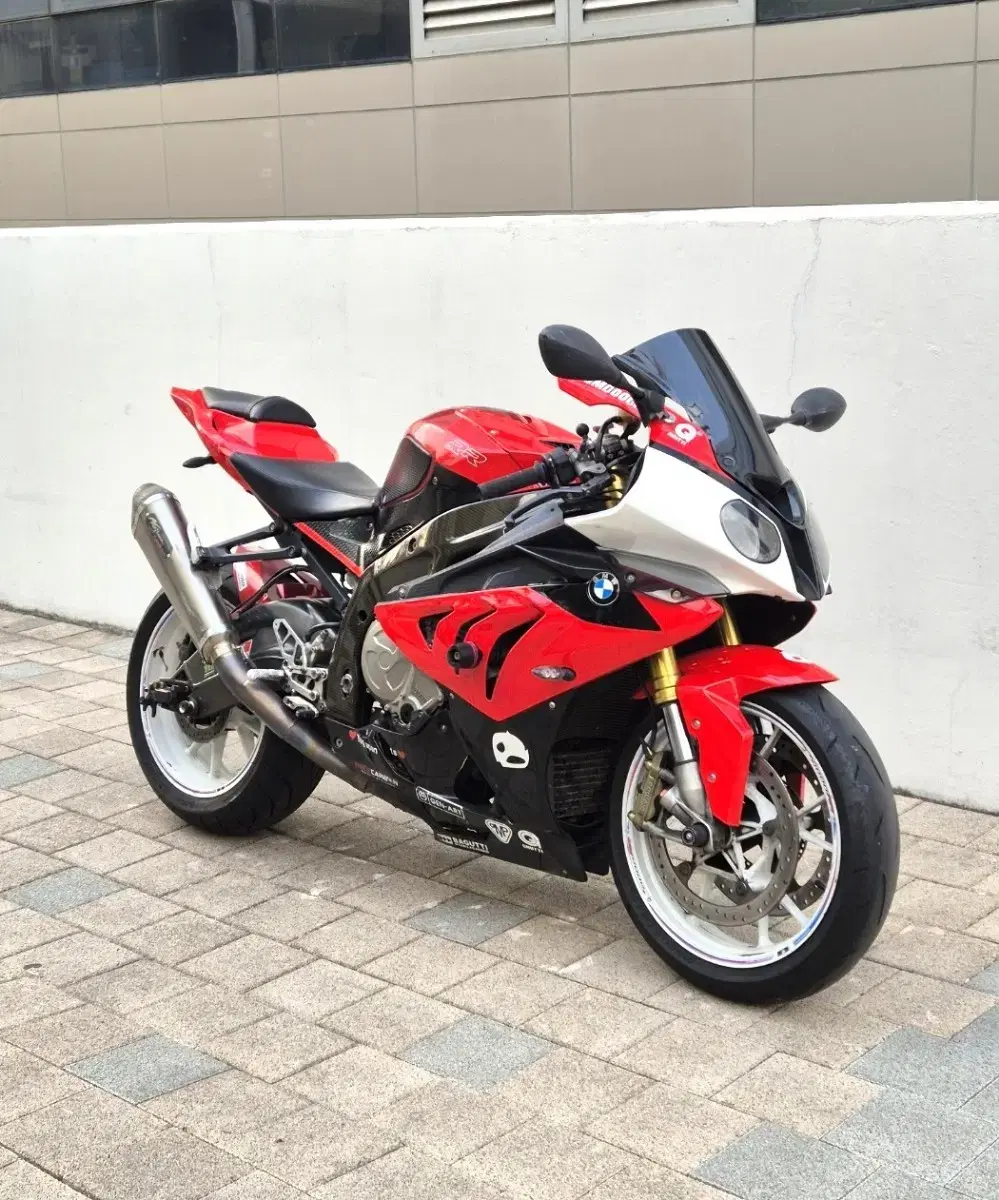 2010 BMW S1000RR 풀배기 판매합니다.